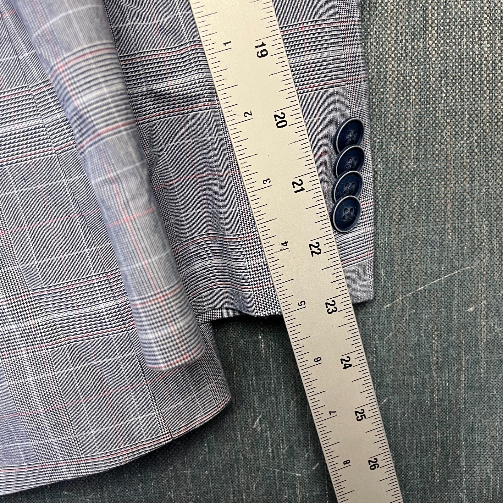 Tommy Hilfiger Men's Plaid Blazer Size 42S Gray Blue Red Stretch Sport Coat thumbnail 6