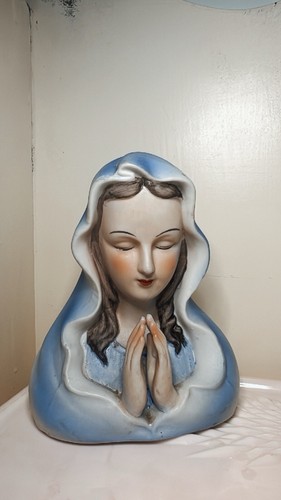 Vintage Bisque USA Small Sweet Madonna Praying In Soft Blue Robe And Brown Hair