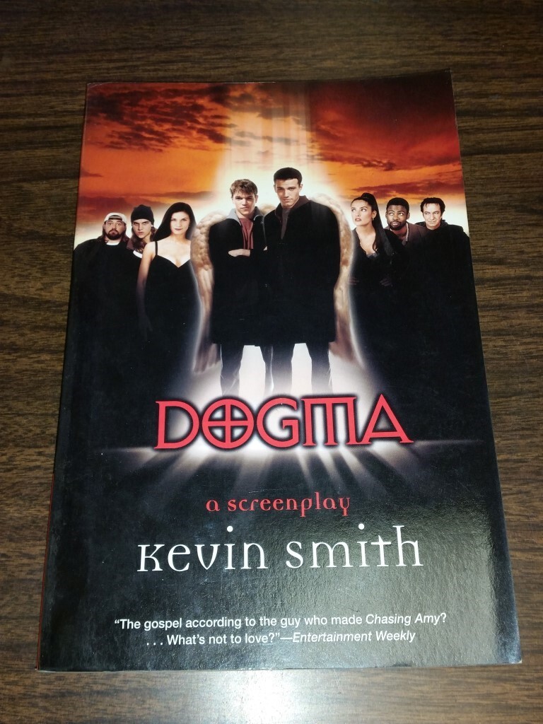 DOGMA KEVIN SMITH PAPERBACK (BOX21)