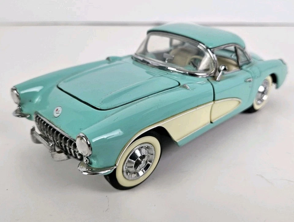 Franklin Mint Pressofuso 1956 Chevrolet Corvette da Collezione Auto Rimovibile - Immagine 2 di 4