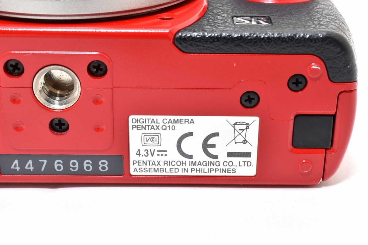 PENTAX Q10 12.4 MP Digital Camera Red Body Lens Set SC1077