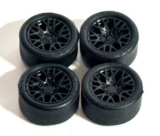 SCX 1/32 Stock Tires, Wheel Set Front Struts - Audi R3 -new