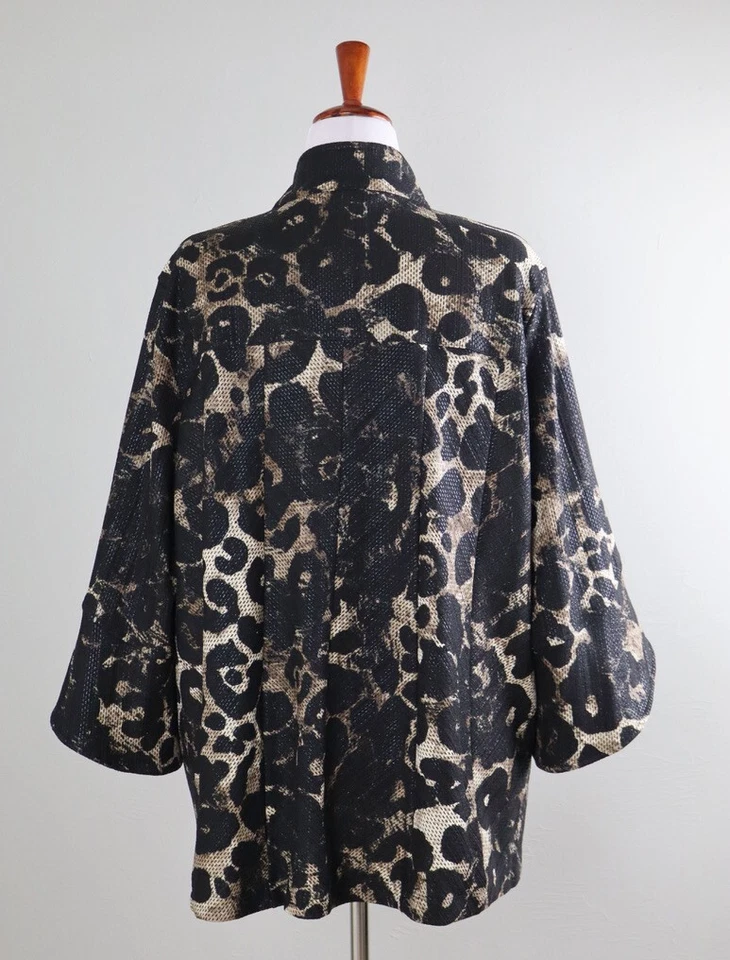 Chaqueta Top Manga Pétalos Cuello Estampado Brillo Leopardo ALI MILES $104 Talla 1X Foto 4 de 4