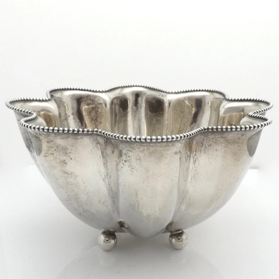 Toalla de plata esterlina borde con cuentas estriado cuenco con patas 6 pulgadas de ancho 192 gr Foto 4 de 4