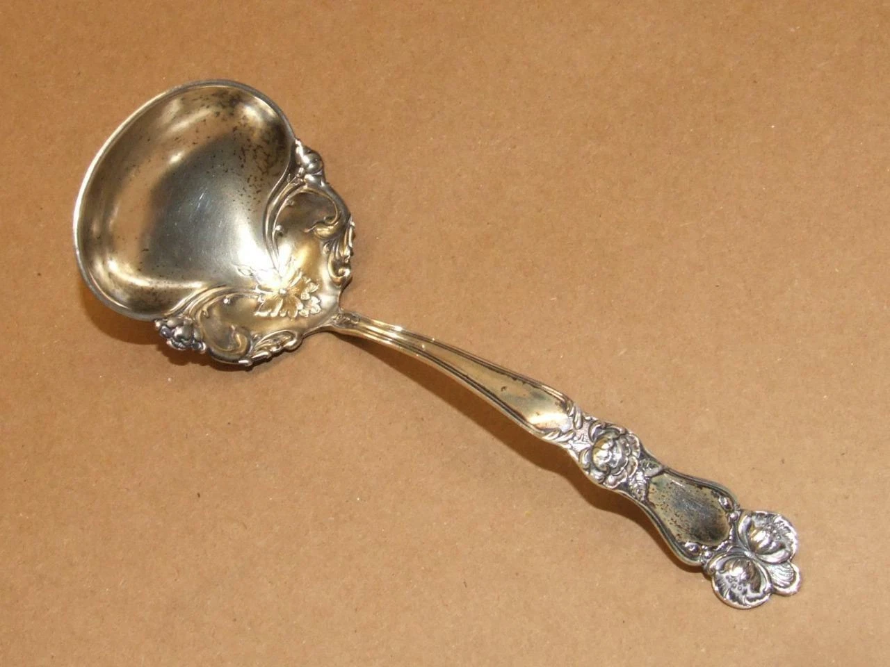 VTG Antique Manchester Sterling Silver Peony Peonies Sauce Cream Ladle Spoon 27g
