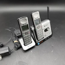 AT&T DECT 6.0 3 Handset Cordless Phone/Digital Answer System w/2 Phones #CL82359