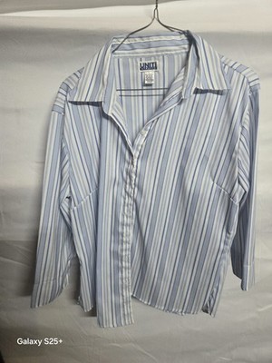 UNITI Stretch blue and white striped long-sleeve button-down shirt. Size L