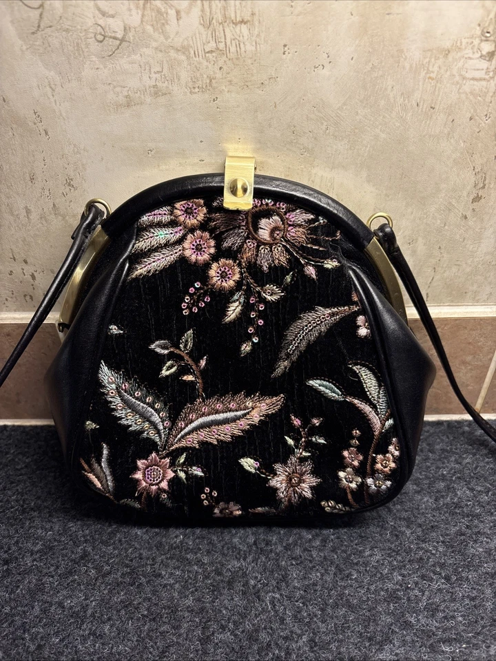 Patricia Nash Portafina Crossbody In Black Velvet Leather Floral - Image 2 of 4
