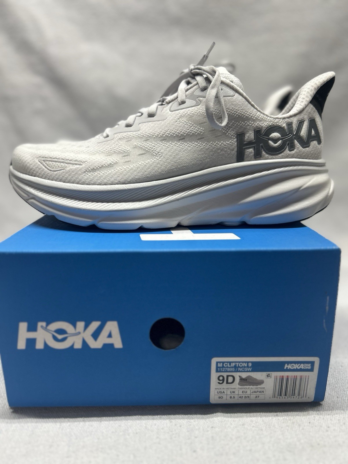 Hoka One One Clifton 9 Men's Size 9 D Athletic Running Shoes Nimbus Cloud Steel