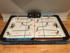 Hat Trick Hockey Mark III Munro Toys Tin Table Top NHL Hockey Game Vintage 1971