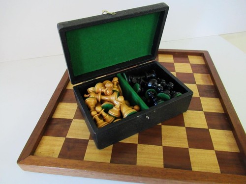 VINTAGE LIBRARY CHESS SET STAUNTON PATTERN K 77mm + BOX AND JAQUES STYLE BOARD - Picture 15 of 19