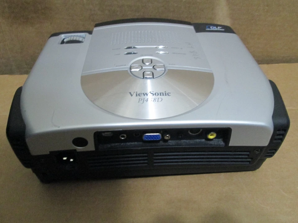 ViewSonic PJ458D DLP Projector Only 319 Lamp Hours - Image 4 of 4