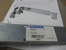 NIB SCHNEIDER TELEMECANIQUR 061634 (FOR  XY2-CZ917) SENSOR CABLE TENSIONER P9510
