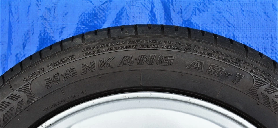 Ford Ka, Komplettreifen mit Alufelgen 165/60R14 75H  - Bild 3 von 4