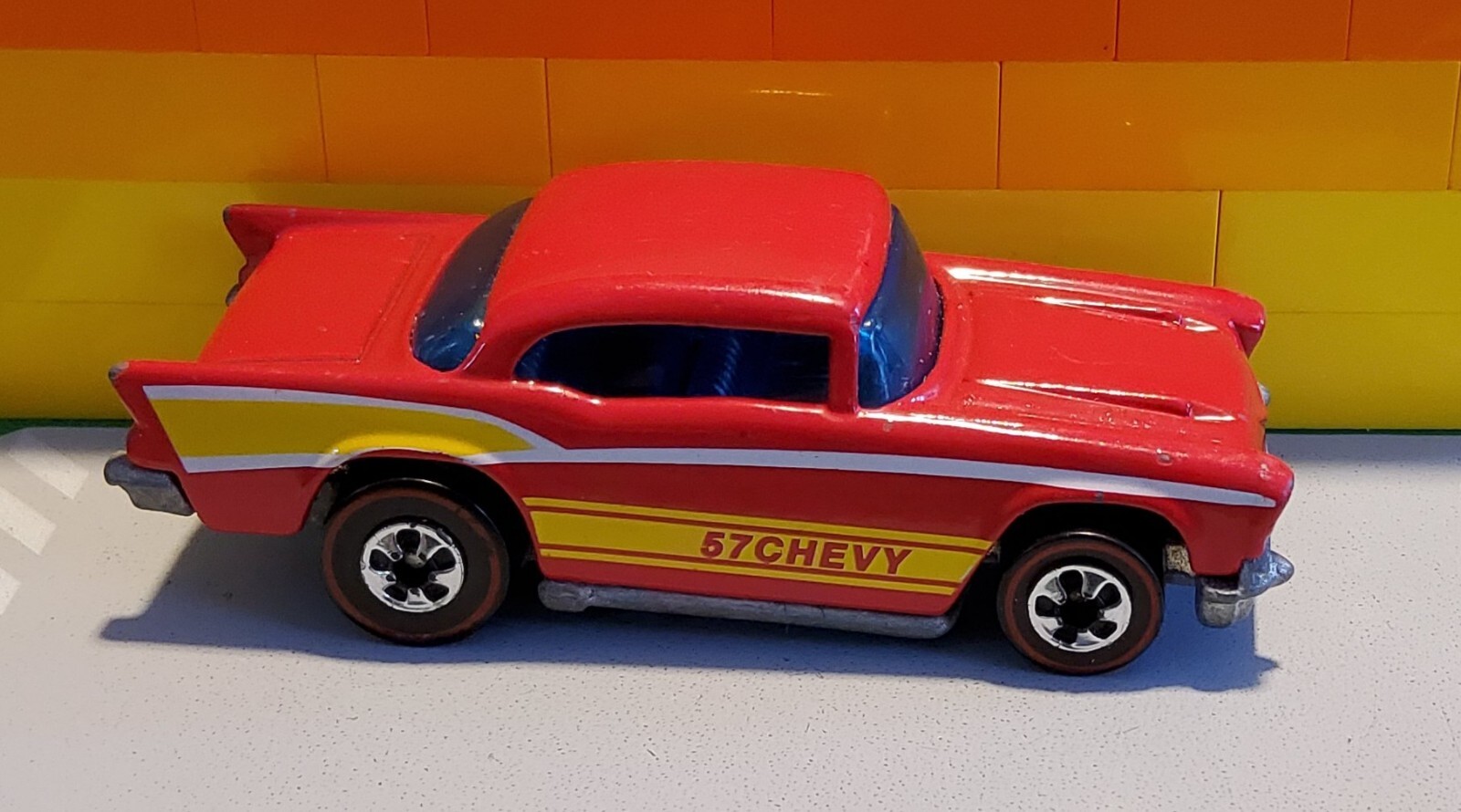 Hot Wheels 30th Anniversary Favorite Models 1998 Flying Colors '57