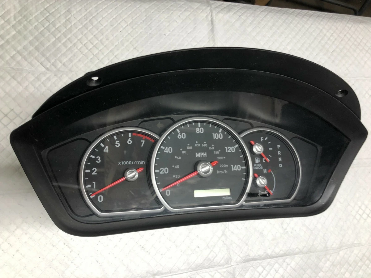 2004 MITSUBISHI ENDEVOR GAUGE CLUSTER SPEEDOMETER MR564857 OEM (60 E)