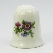 COLLECTABLE BONE CHINA THIMBLE FLORAL DECORATION BY ARISTOCRAT