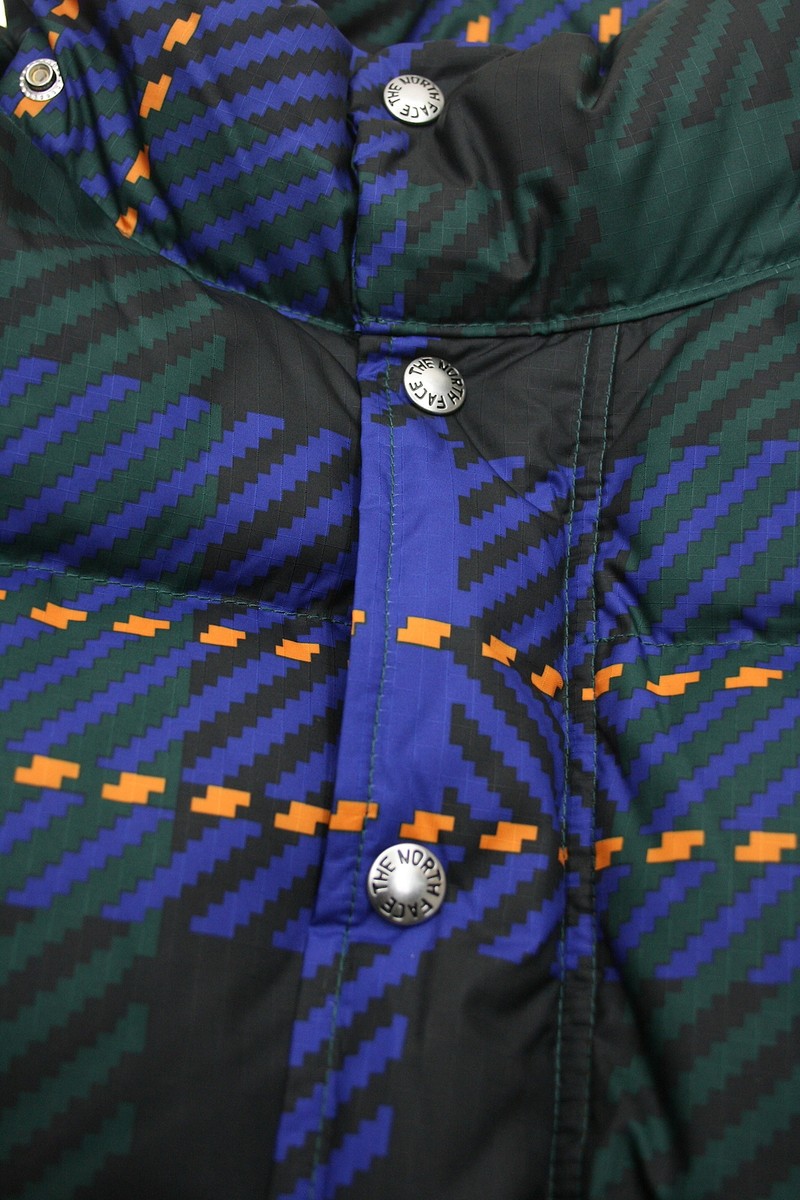 The North Face '71 Sierra Mens Plaid Down Short Jacket The North Face '71 Sierra Mens Plaid Down Short Jacket
