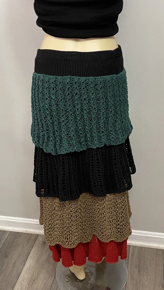 "Impresionante falda midi tejida mixta crochet multicolor única en su clase años 70 cintura 28""" Foto 4 de 4