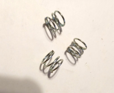 Dr200 Rear Spring Suzuki DR200,DR-Z400 Torque Ring Spring NOS 09440-18002 Qty. 3 (L-2624 ...