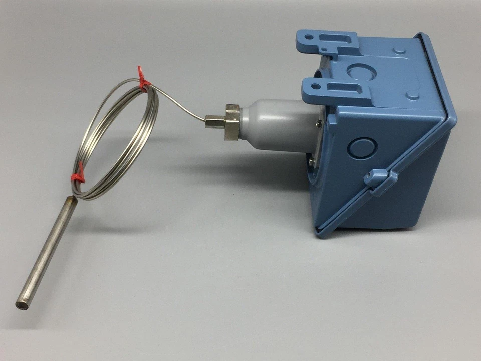 UNITED ELECTRIC CONTROLS COMPANY F402-6BS SERIES 400 TEMPERATURE SWITCH - Image 4 of 4