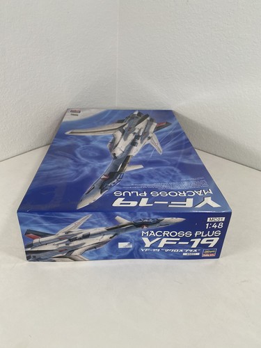 Hasegawa 1/48 Macross Plus YF-19 MC01 Aircraft SEALED CONTENTS - COMPLETE - Picture 10 of 11