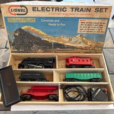 Vintage Lionel Electric Train Set 19436 5 Unit Steam Freight, No Track