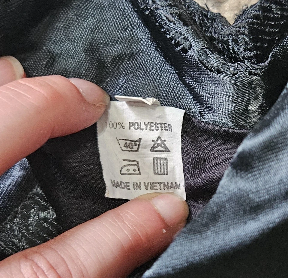 Chaqueta de cierre de rana de terciopelo aplastado negro vintage de los años 90 2000 Foto 3 de 4