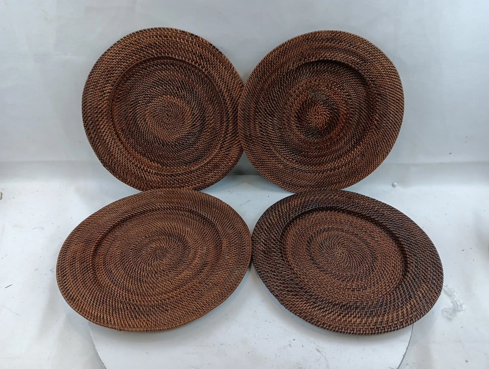 4 manteles individuales Williams Sonoma tejidos a mano Nito Charger 13" redondos de ratán marrón Foto 2 de 4