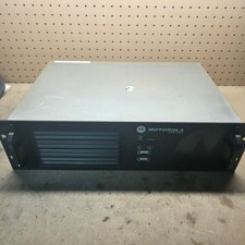  CAP PLUS MOTOROLA XPR 8400 AAM27TRR9JA7BN REPEATER UHF 450-512 48W w/ AC CORD