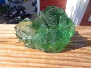 Glass Rock Slag Clear Green 2.4 lbs 41E Rocks Landscaping Aquarium