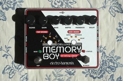 Electro-Harmonix Deluxe Memory Boy Analog Delay Pedal