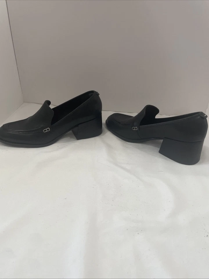 Mocassim Bernardo Feminino Eryn Pumps Salto Bloco Couro Preto Tamanho 8.5M - Imagem 4 de 4