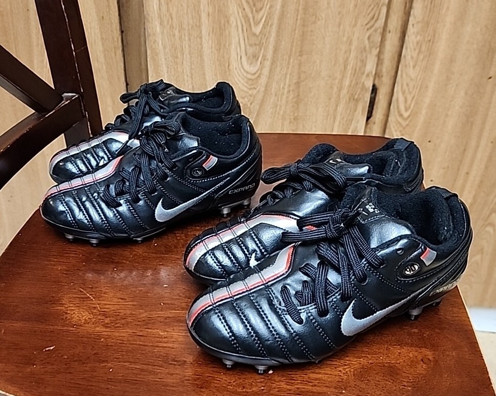 シューズ nike total90 tf y2k Rare Training Shoes VINTAGE NIKE TOTAL 90 II TF * 309300-021 * 8.5 US * EL