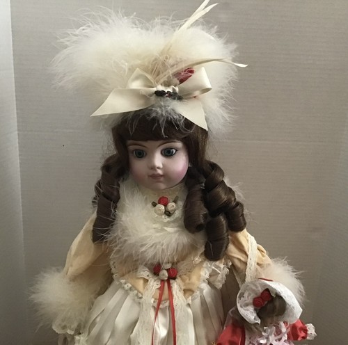 Gorham Doll Collection Merrie Dolls 19", Musical "Have Yourself A Merry Little". - Bild 2 von 6