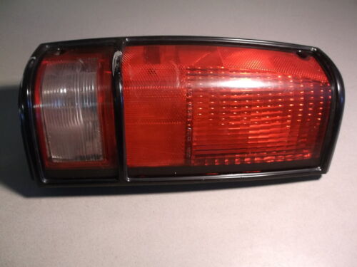 USED GM LH TAIL LIGHT 16501483 16500593-3 5971 FREE SHIPPING - Afbeelding 1 van 4