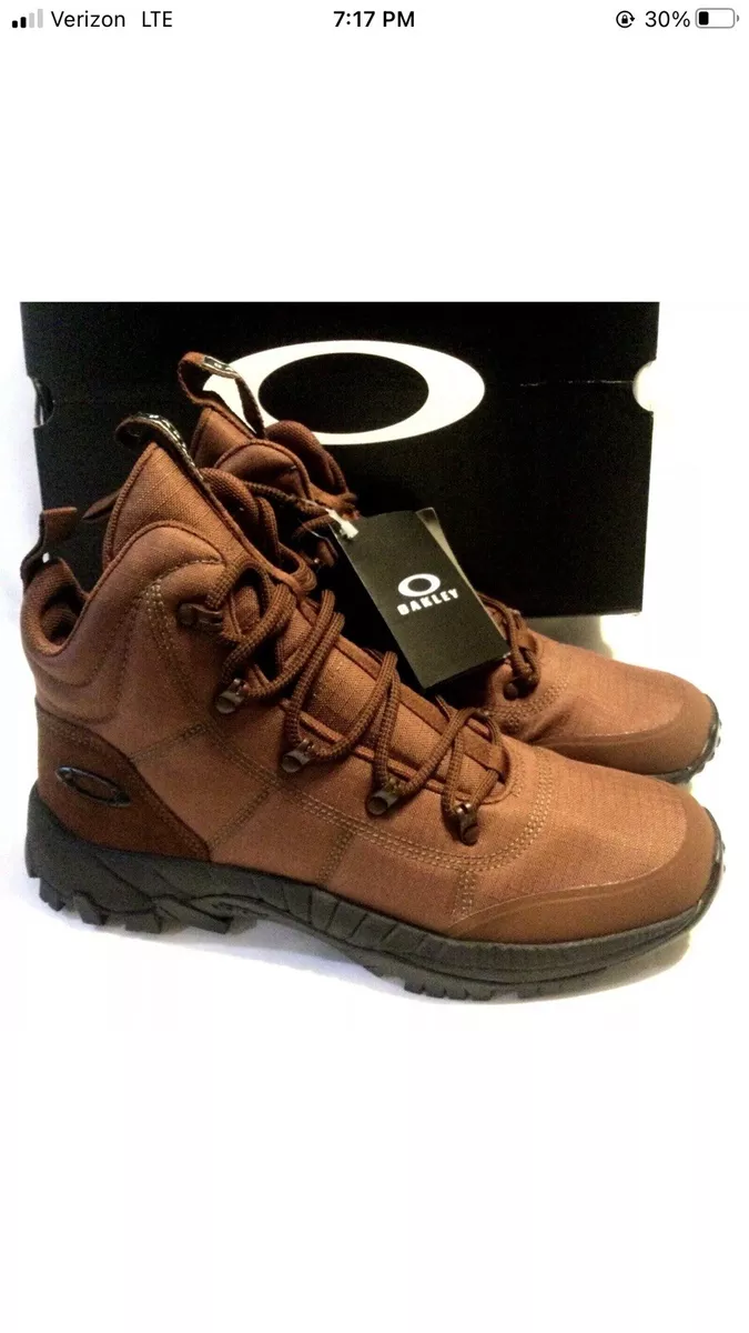 Oakley top vibram boots