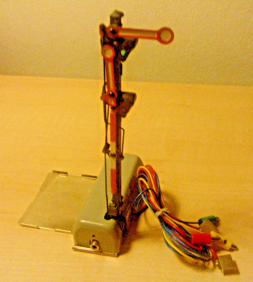 Märklin H0 7040 Hauptsignal mit 2 gekoppelten Flügeln absolut gut - Bild 3 von 3