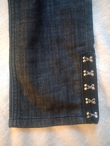 Y2K Vtg GUESS Jeans Style Modele, Low Rise, Tapered Leg Hook &Eye Design SZ 27 - Picture 5 of 7