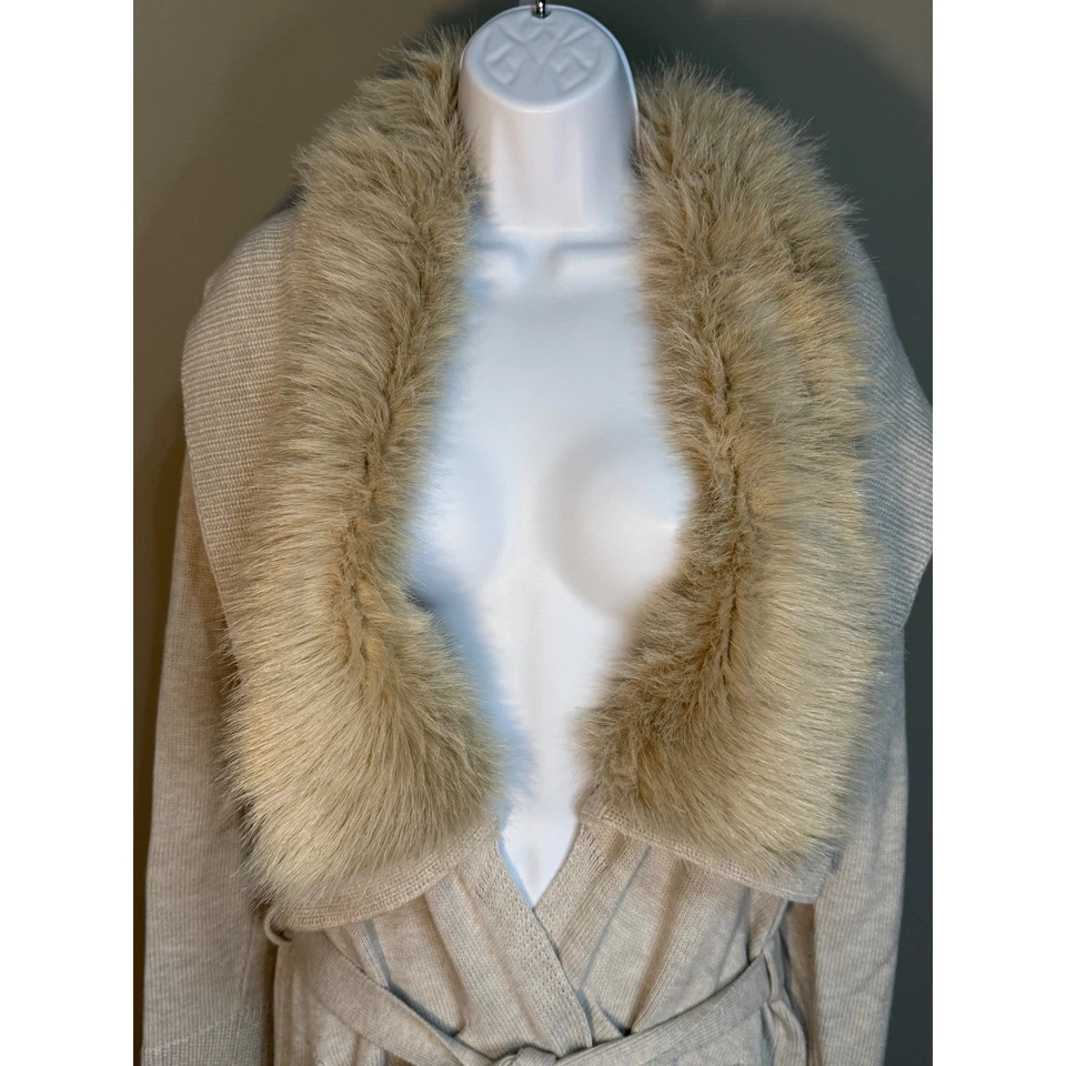 Cárdigan Banana Republic Lana Merino con Cinturón con Cuello Extraíble de Piel Sintética M Foto 3 de 4