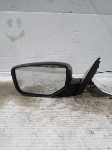 Used Left Door Mirror fits: 2017 Honda Accord power body colored Sedan w/o turn