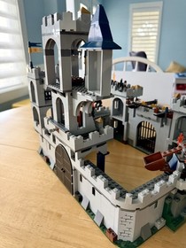 LEGO Castle: King's Castle Siege (7094) 98% Complete