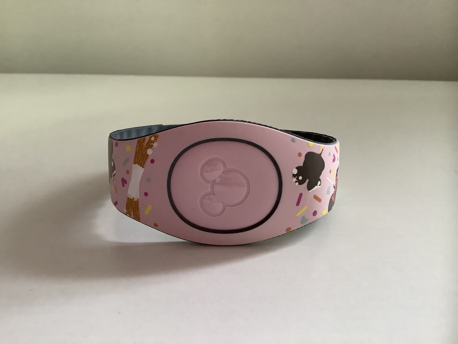 Disney MagicBand Food Sweet Treats Mickey Mouse Ears