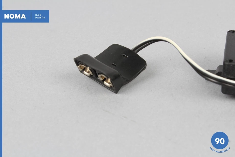 03-08 Jaguar S-Type X204 AM FM Radio Antenna Amplifier 2R8318C847AC OEM - Image 4 of 4