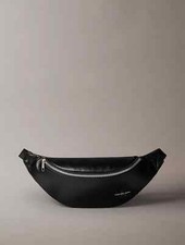Borsa a tracolla in vita nera Calvin Klein