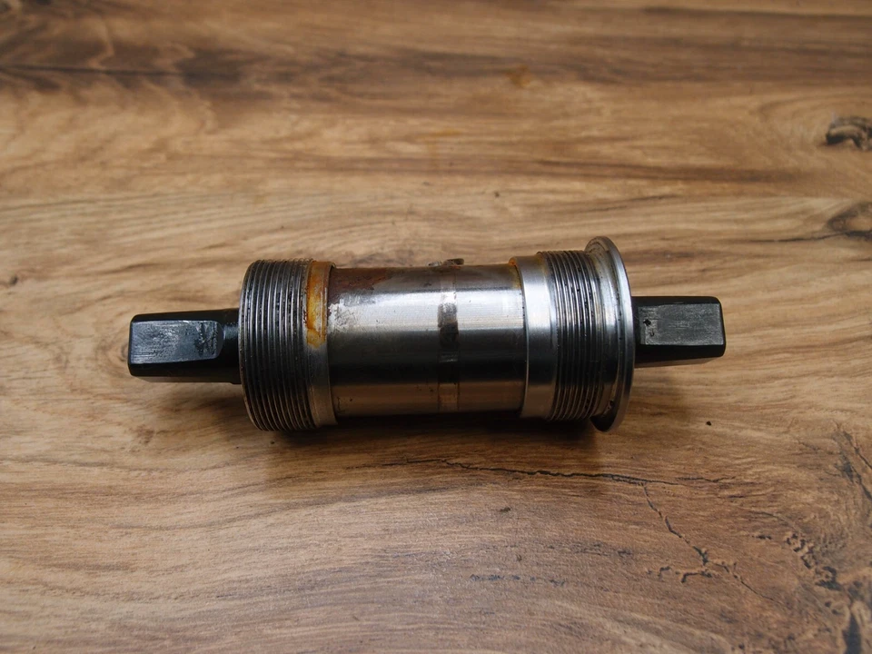 1992 vintage MTB bottom bracket Shimano Deore BB-UN51 Japan 118 mm BSA / 68 mm - Image 2 of 4