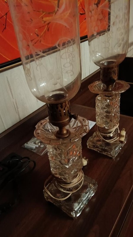 VINTAGE ANTIQUE CLEAR ART DECO STYLE LEAD CRYSTAL GEOMETRIC CUBE LAMP