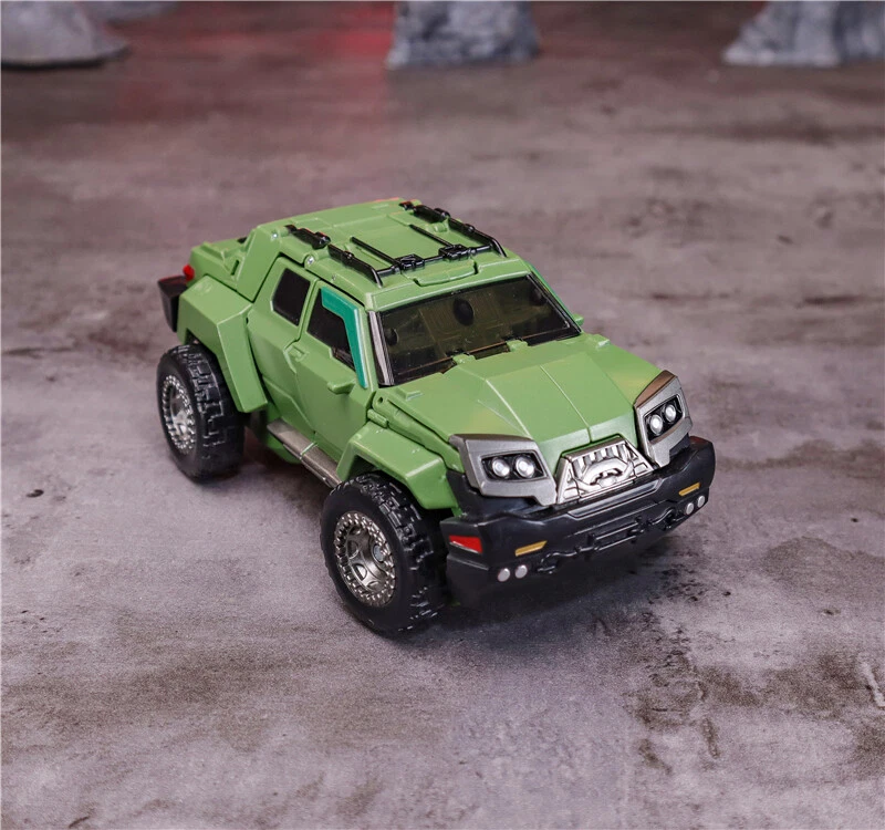 APC Toys Giant Hammer Bulkhead Action Figure Transforms Robot In Stock New ! - Image 4 of 4