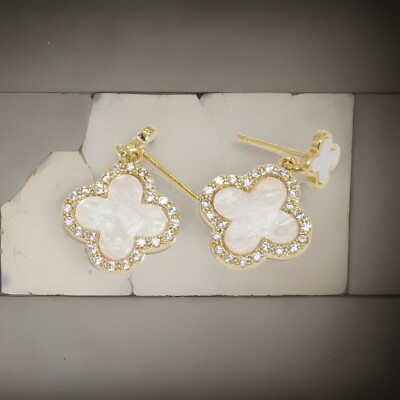 Four Leaf Clover Earrings Silver Needle Clover Earrings Full of Diamond Zircon