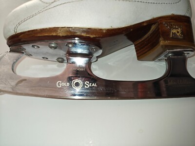 Figure skating John Wilson Gold Seal Blades 7.75'' w/ Risport Royal Pro 205B Boot